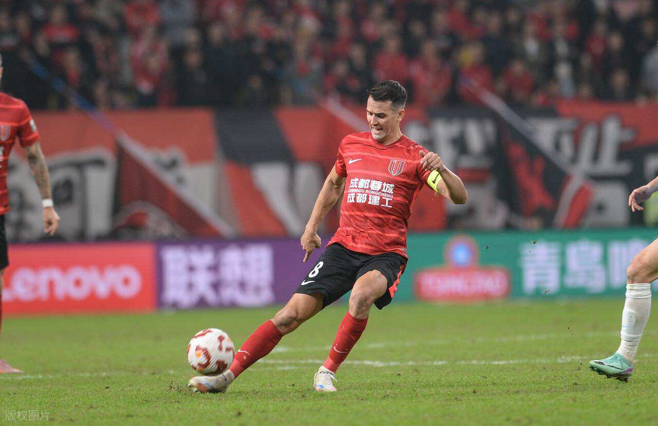 开云APP-正式入城！周定洋告别成都蓉城加盟深圳新鹏城，新东家想换个活法