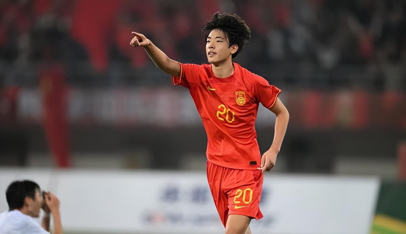 开云APP-喜讯！朱鹏宇仅用一场热身赛就征服邵佳一，直接为国足进球爆发