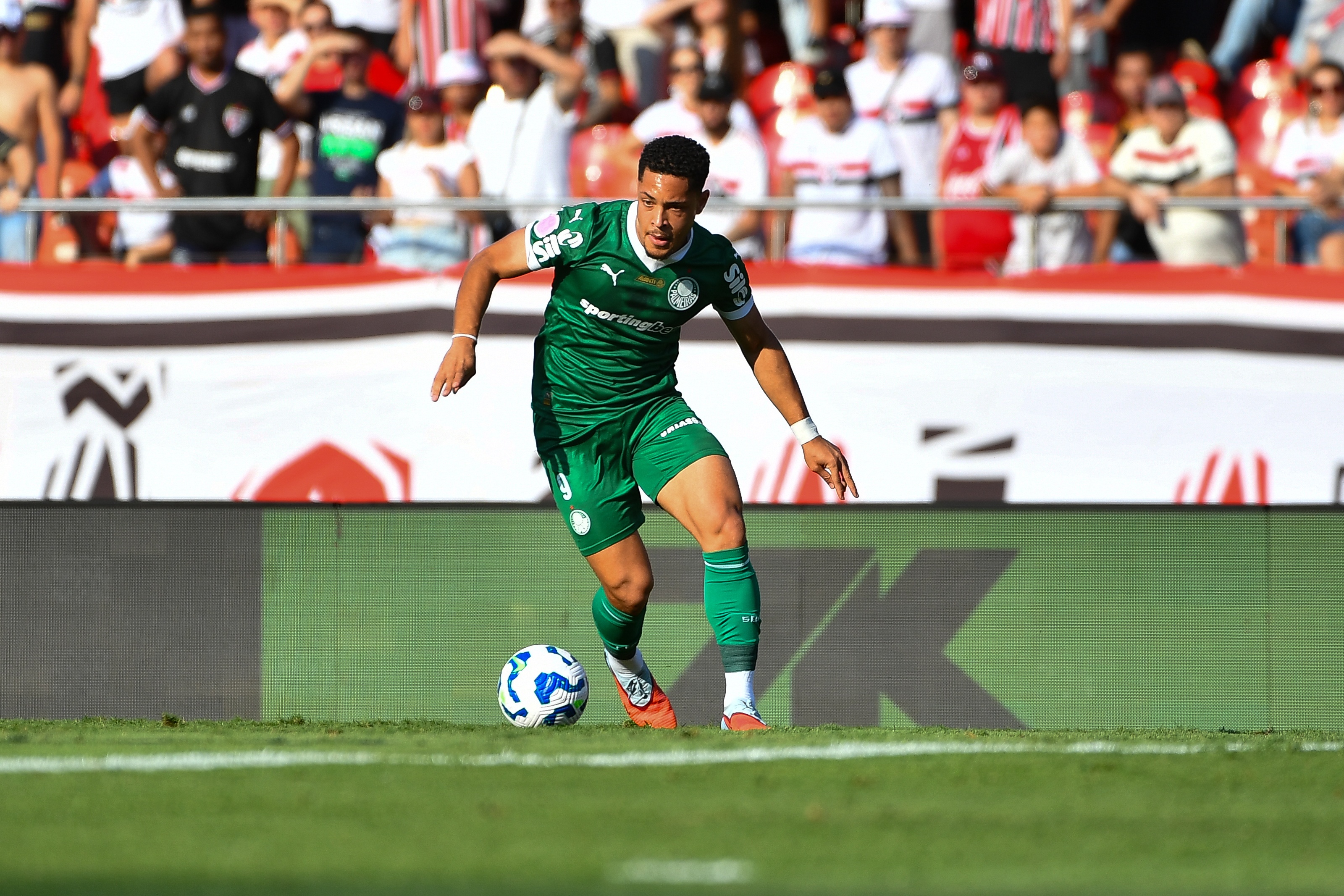 KAIYUNAPP-巴甲球员身价榜：罗克3800万欧元居首，帕奎塔3500万欧元次之