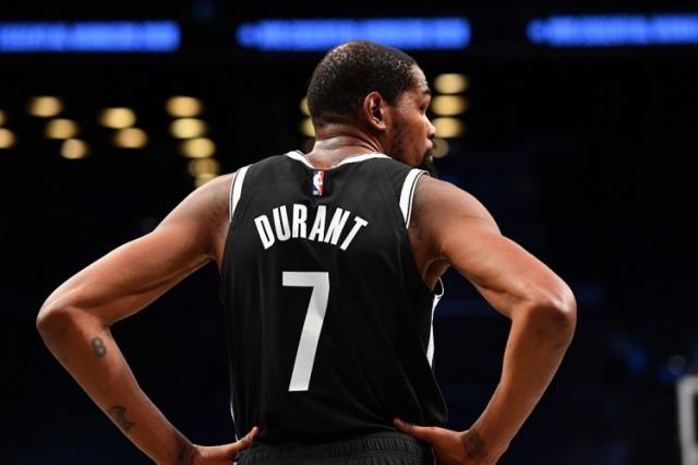 开云APP-【早报】双红会闷平！梅西巴萨生涯首次染红！